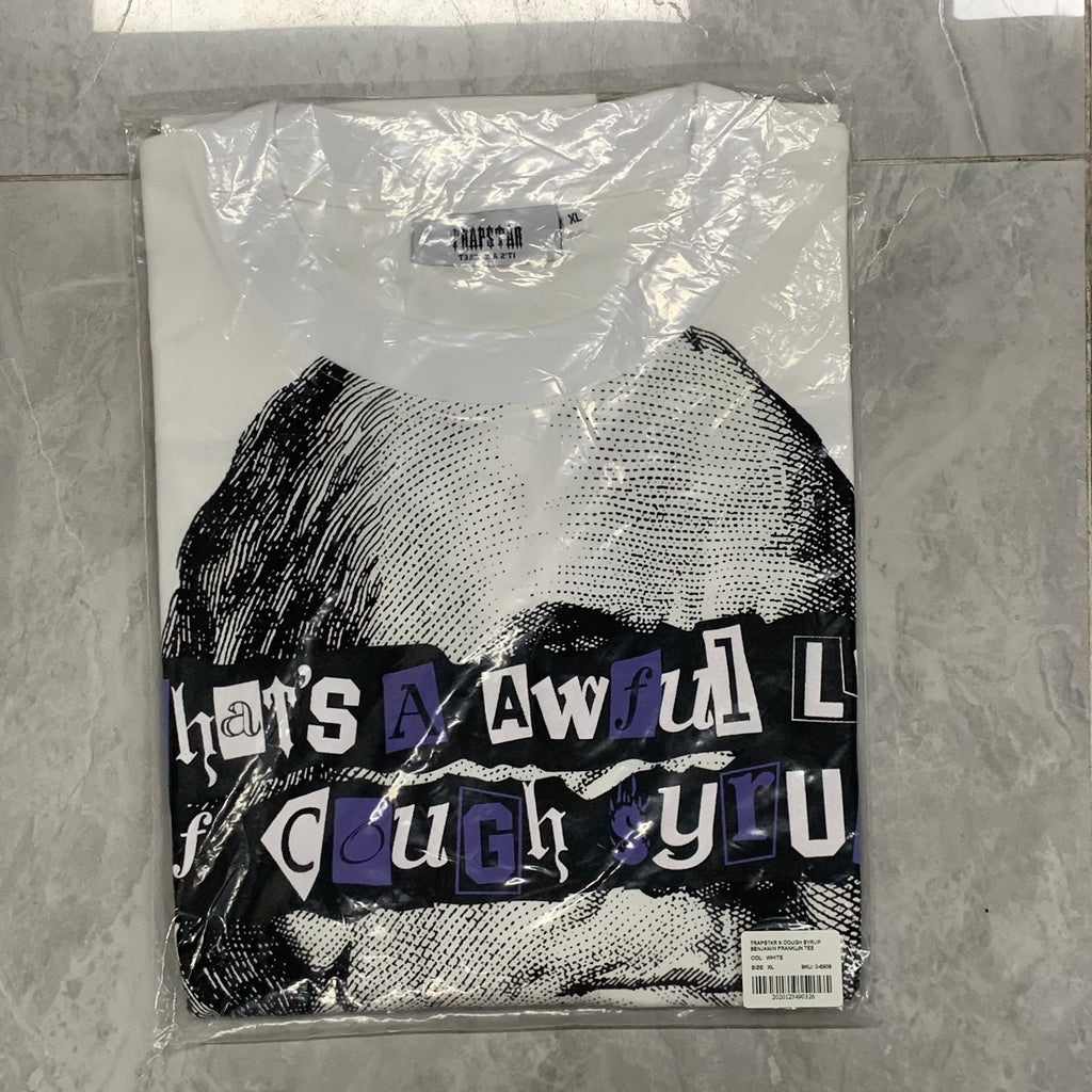 [✅LEGIT] TS30 | TRAPSTAR XCOUGH SYRUP BENJAMIN FRANKLIN TEE-WHITE*(SS25)White T-shirt