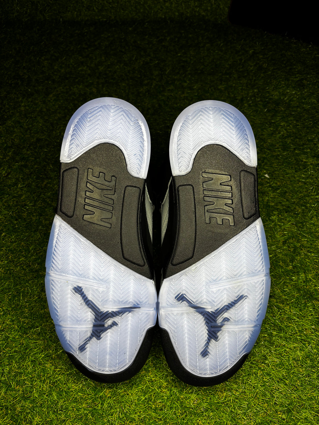 Air Jordan 5 Retro 'Metallic Black Reimagined'