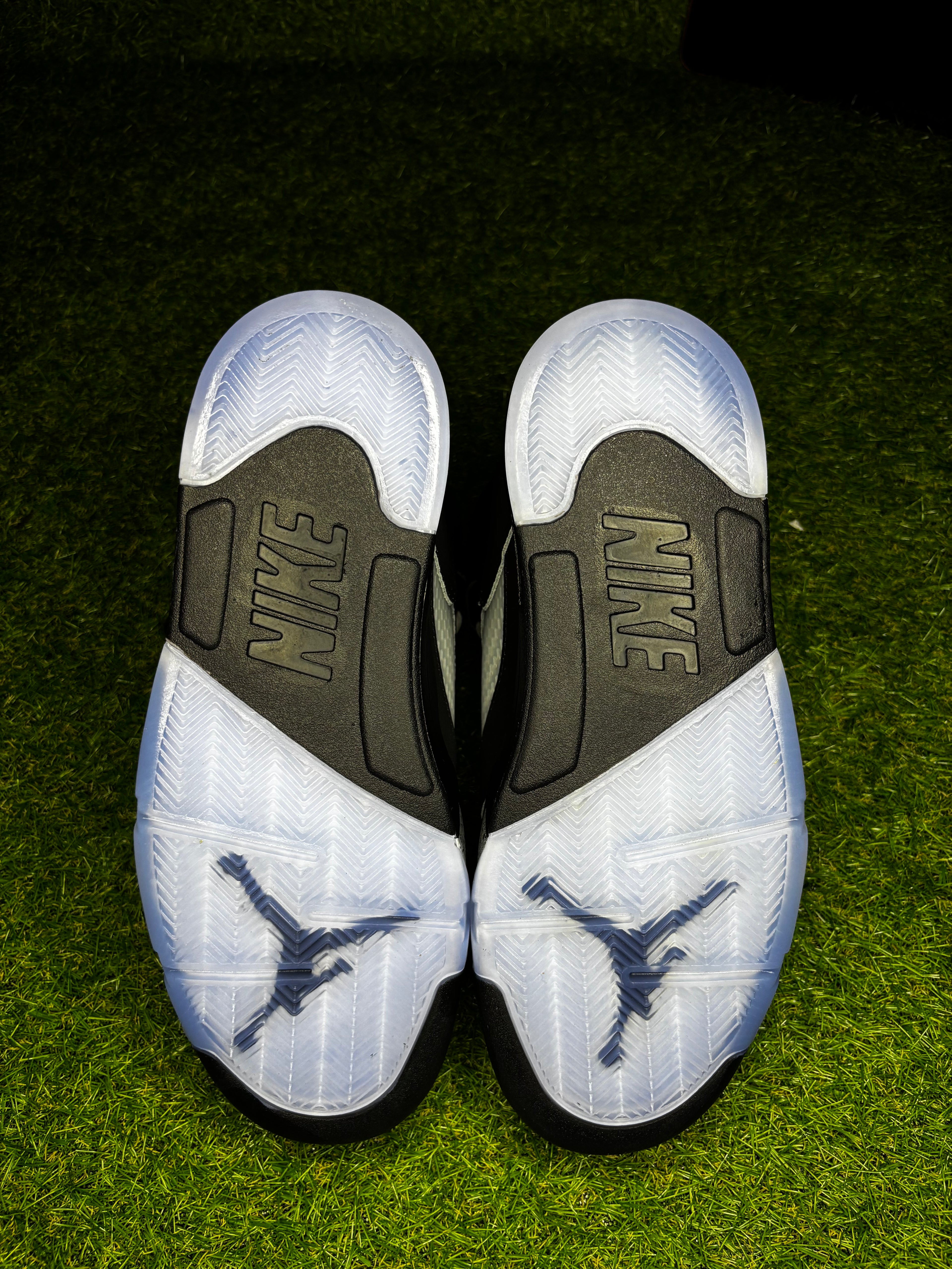 Air Jordan 5 Retro 'Metallic Black Reimagined'